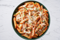 Pâtes Penne à la sauce tomate champi